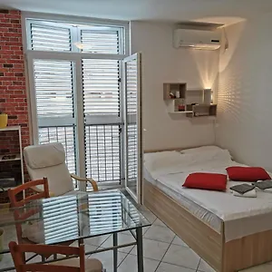  Apartment Vakter